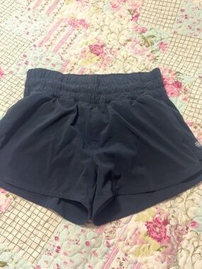 Athleta Black Athletic Shorts with Elastic Waist